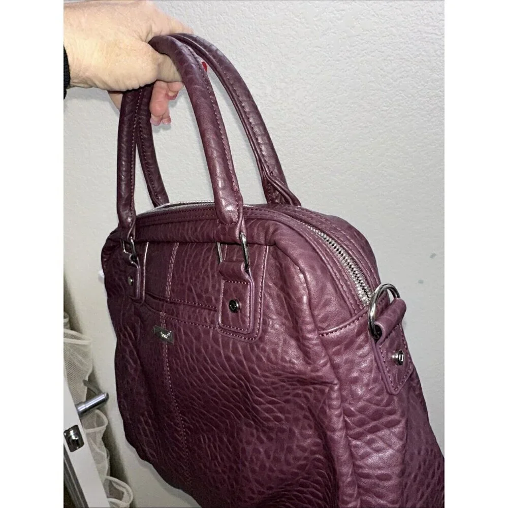 Thirty-One Couture Street Jewells & Gems Pebble LARGE - NEW Travel Tote Toiletry